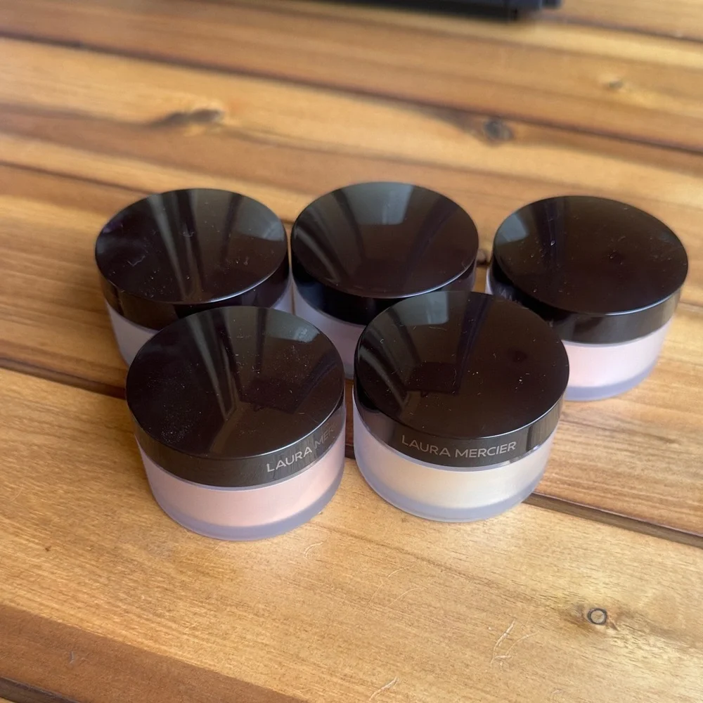 Laura Mercier Secret Brightening Under Eye Setting Powder